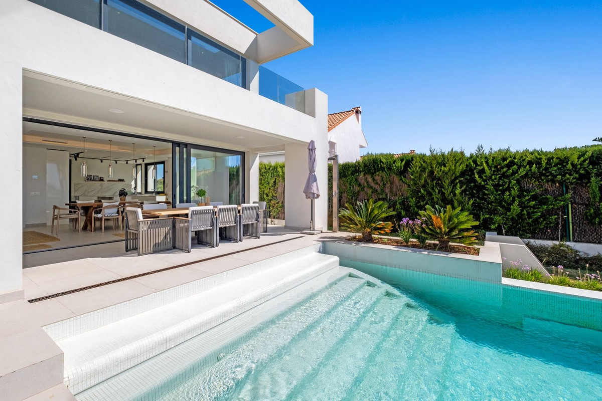 8d08f3e98173dfee195f5a2f21e12f36 - 15