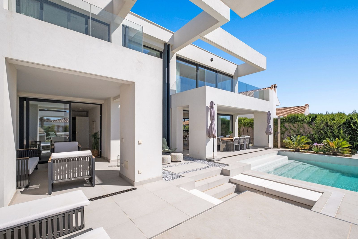 8d08f3e98173dfee195f5a2f21e12f36 - 16