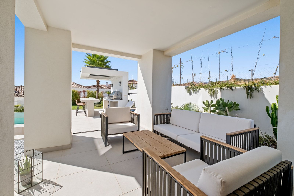 8d08f3e98173dfee195f5a2f21e12f36 - 24