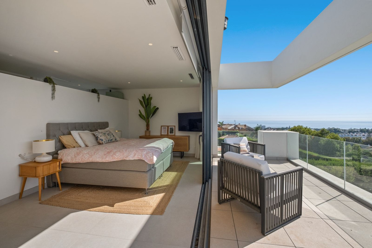 8d08f3e98173dfee195f5a2f21e12f36 - 33