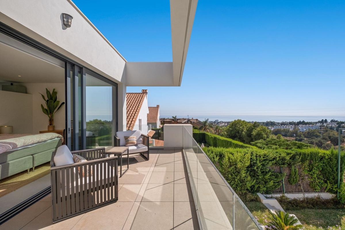 8d08f3e98173dfee195f5a2f21e12f36 - 34