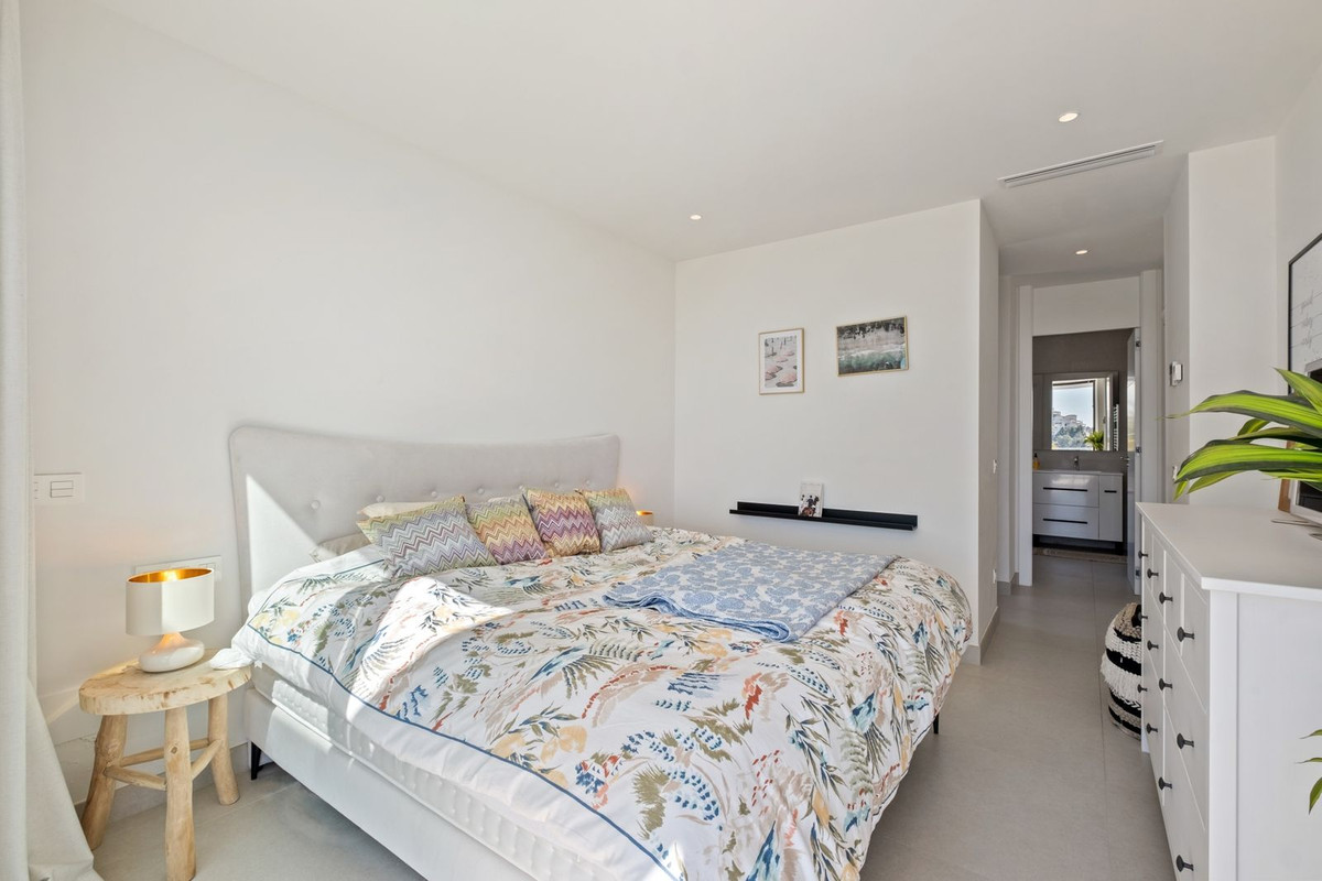 8d08f3e98173dfee195f5a2f21e12f36 - 39