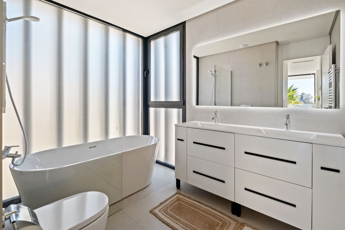 8d08f3e98173dfee195f5a2f21e12f36 - 41