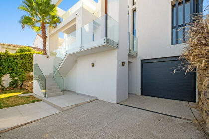 8d08f3e98173dfee195f5a2f21e12f36 - 52