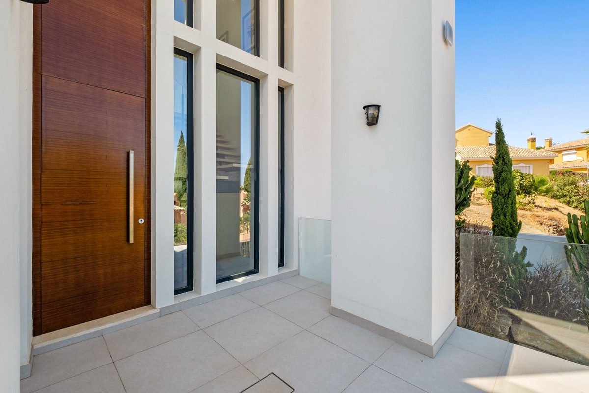 8d08f3e98173dfee195f5a2f21e12f36 - 53