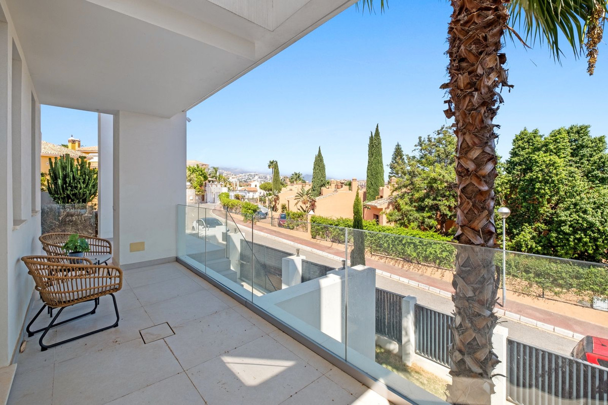 8d08f3e98173dfee195f5a2f21e12f36 - 54