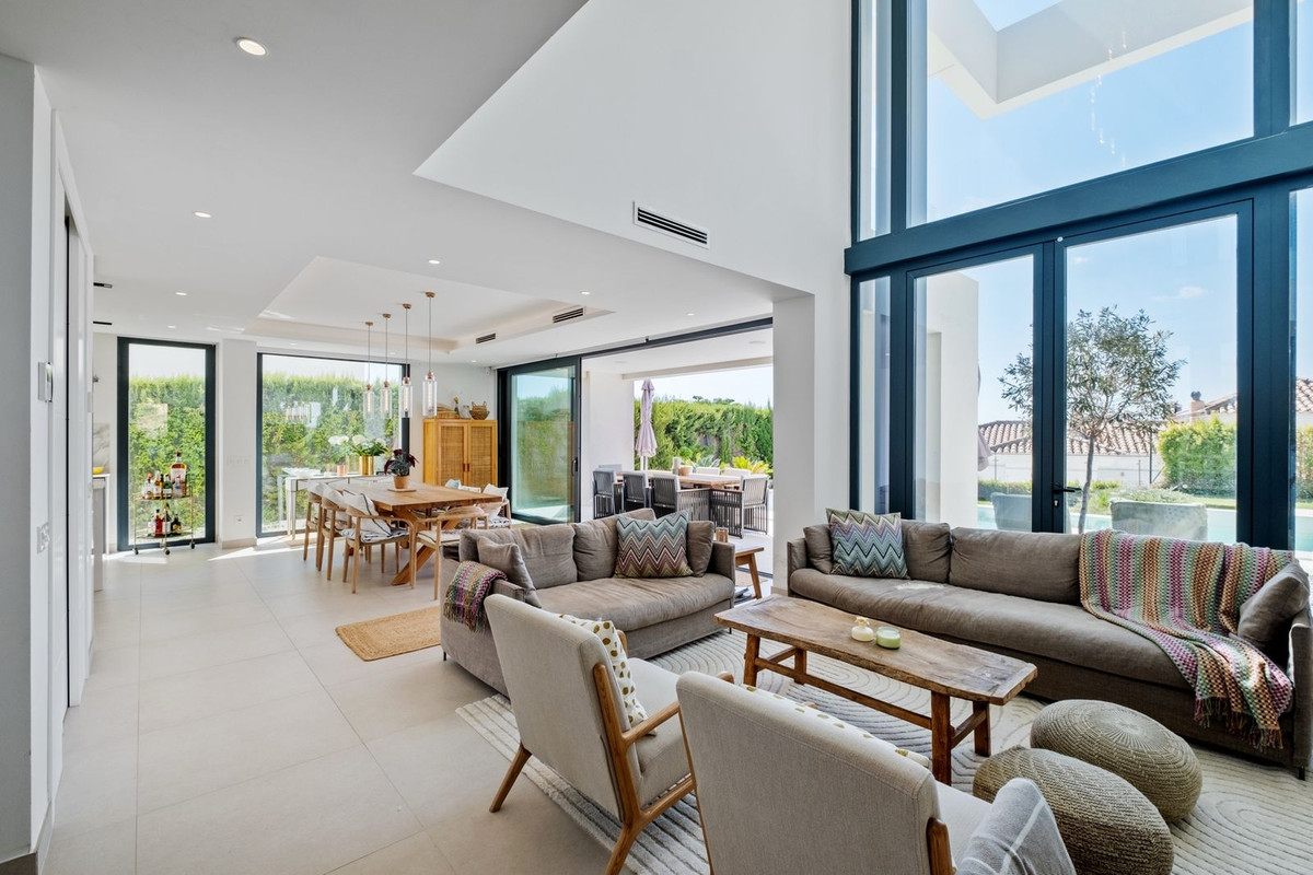 8d08f3e98173dfee195f5a2f21e12f36 - 6