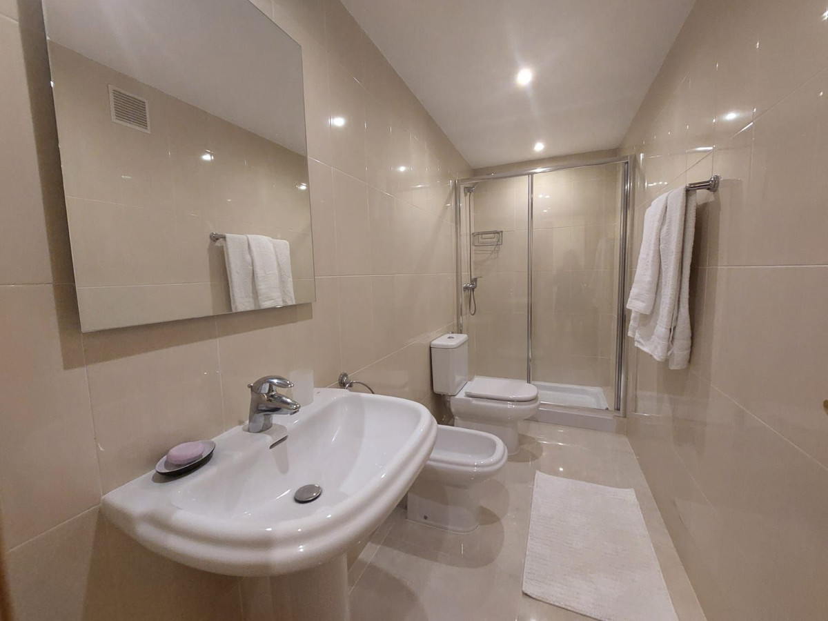 8dfd66806eb904253fb4b30b6b8a5c69 - 10