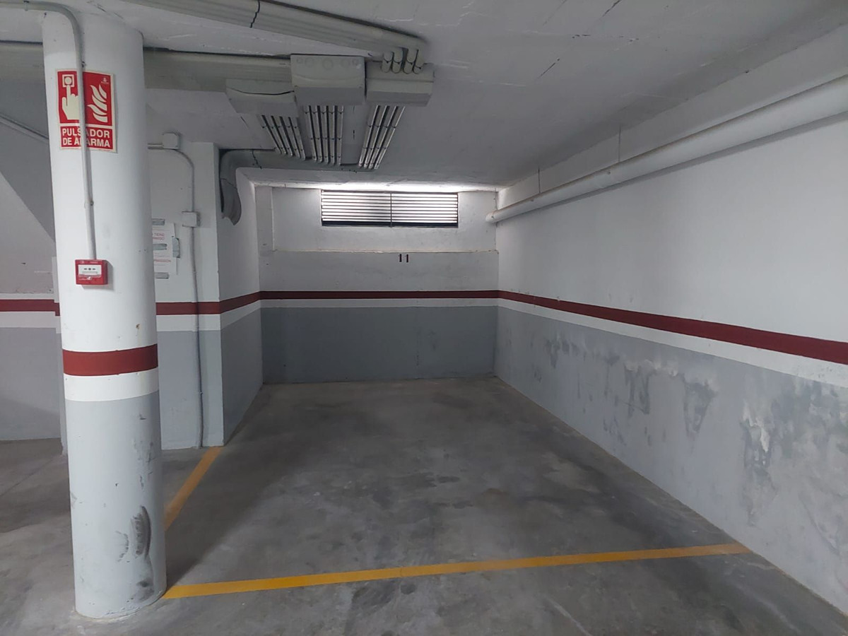 8dfd66806eb904253fb4b30b6b8a5c69 - 12