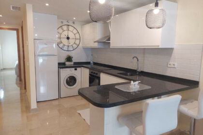 8dfd66806eb904253fb4b30b6b8a5c69 - 3