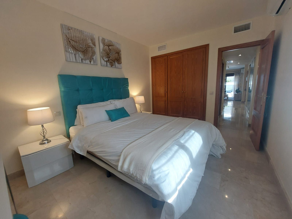 8dfd66806eb904253fb4b30b6b8a5c69 - 7