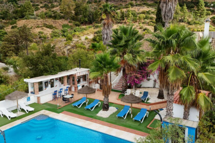 8e4b06806c2d9a2bf271a2e27016f919 - 7