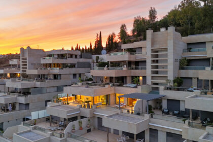 8f2d5407261ac910467e6dcf3f123b7f - 44