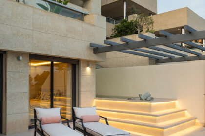 8f2d5407261ac910467e6dcf3f123b7f - 53