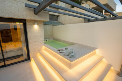 8f2d5407261ac910467e6dcf3f123b7f - 54