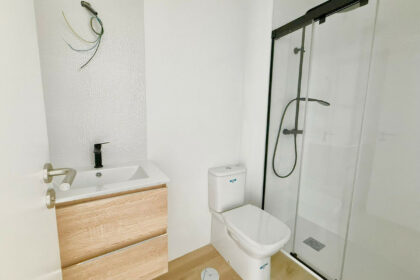 8fbbbbfce7182e2940f46fdcc8cd789a - 17