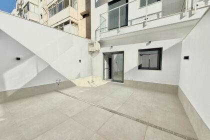 8fbbbbfce7182e2940f46fdcc8cd789a - 24