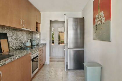 8fde94388eea4db250d255924f3fcc32 - 14