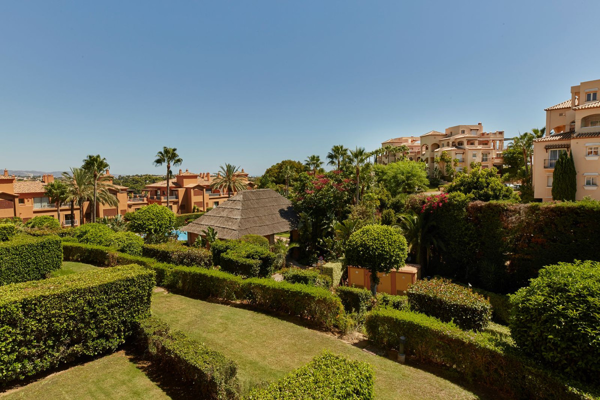 8fde94388eea4db250d255924f3fcc32 - 17