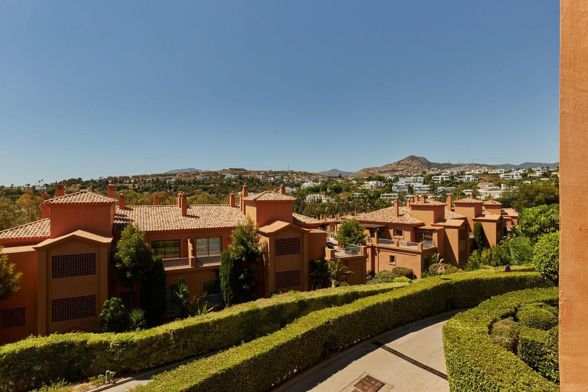 8fde94388eea4db250d255924f3fcc32 - 20