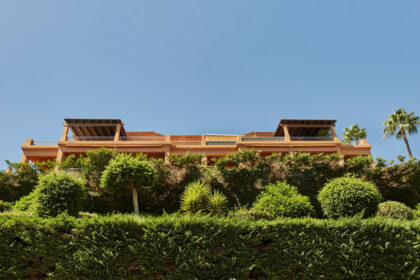 8fde94388eea4db250d255924f3fcc32 - 23