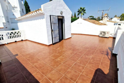 8fe3d40834b4e4acc0f6f9ed8b3ae60b - 15