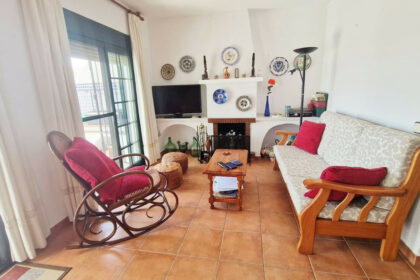 8fe3d40834b4e4acc0f6f9ed8b3ae60b - 27