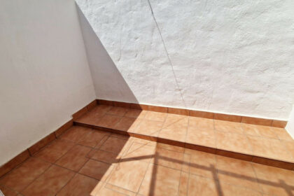 8fe3d40834b4e4acc0f6f9ed8b3ae60b - 28