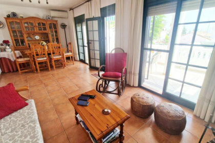 8fe3d40834b4e4acc0f6f9ed8b3ae60b - 32