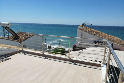 911690644ad4752076a7f14345ddfb29 - 1