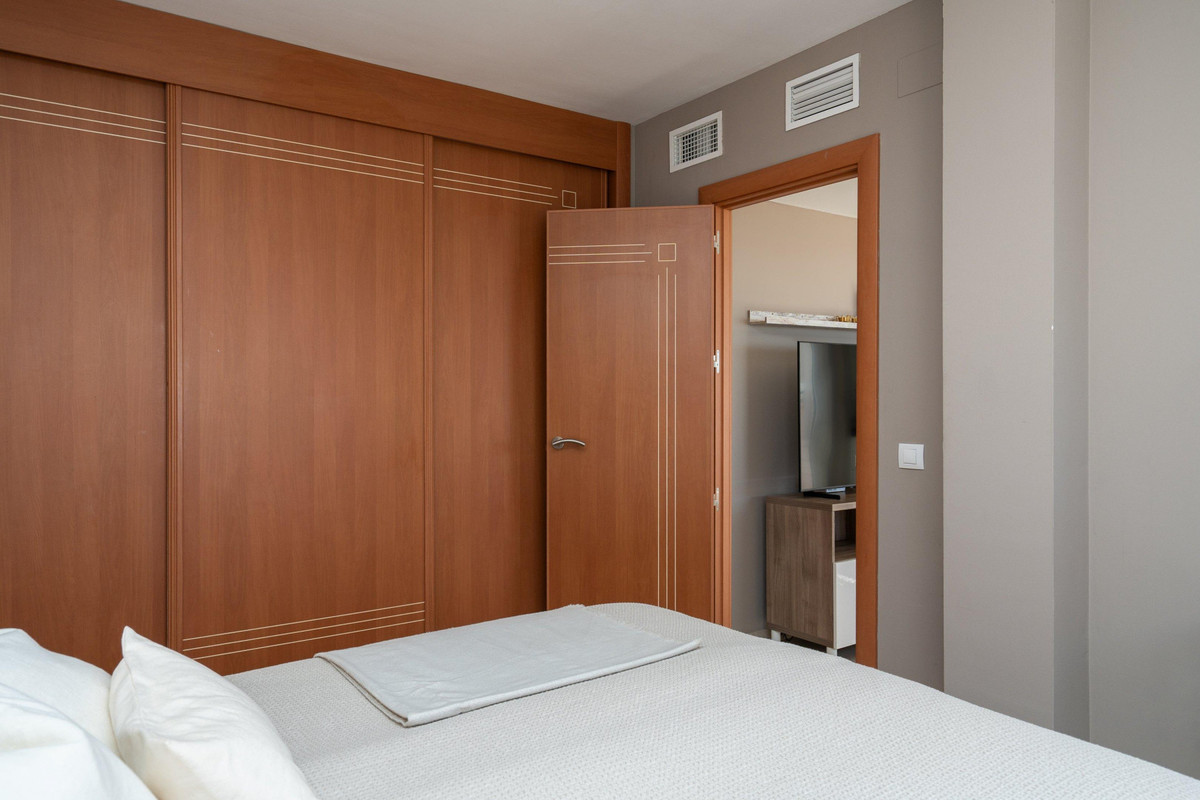 917ae9cf91130d5ddd0b15822409efd2 - 8