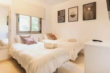 91ad1435725e8bf11f0a14d191dbf1b7 - 19