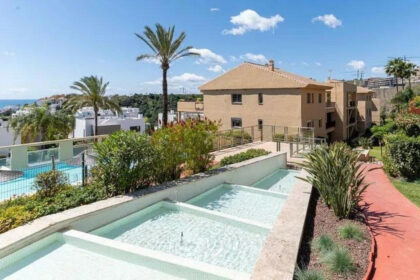 91ad1435725e8bf11f0a14d191dbf1b7 - 22