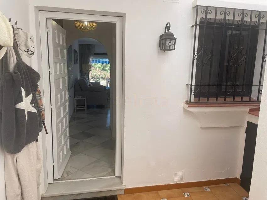 91b9324b67e8f35a8e85534723138a1c - 10