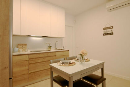 92243f636a856d028af404e0b84e01ac - 9