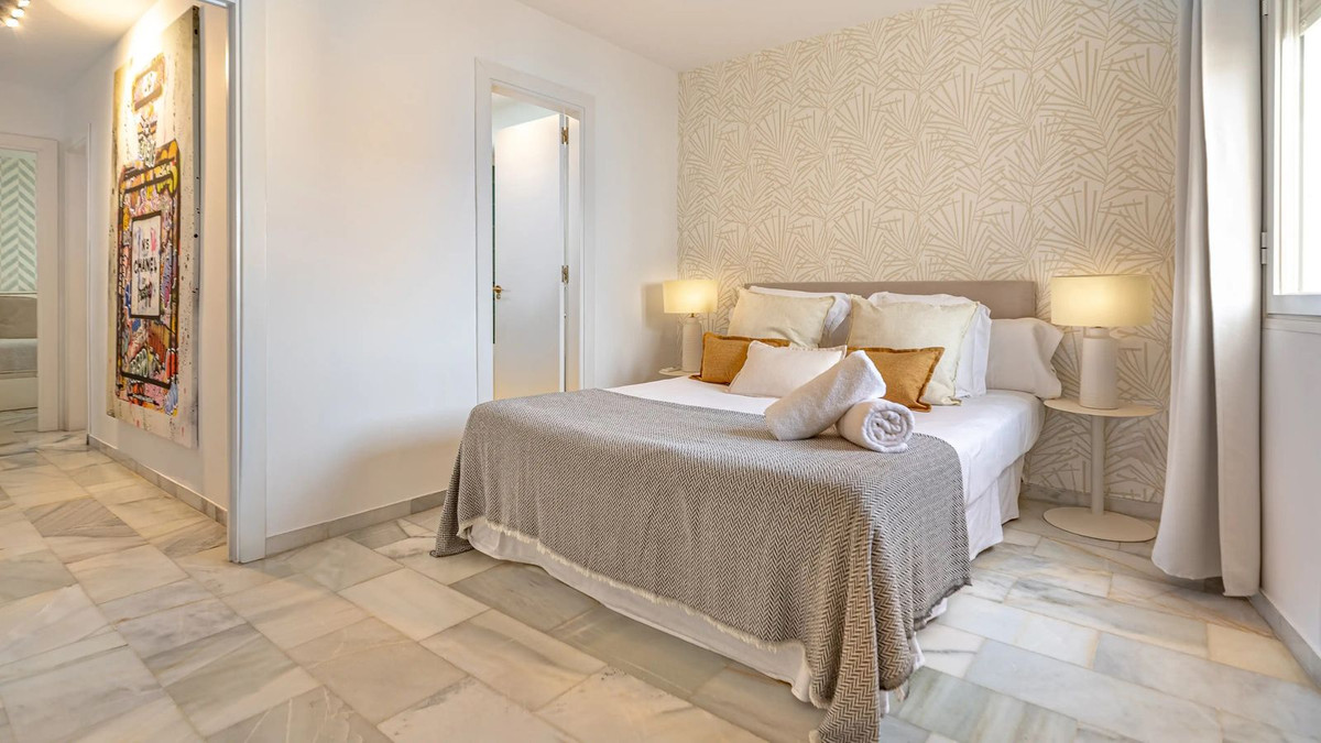 925c62001c8d57702d24c515c03c5fde - 18