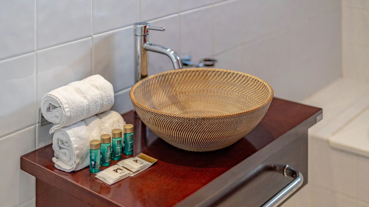 925c62001c8d57702d24c515c03c5fde - 23