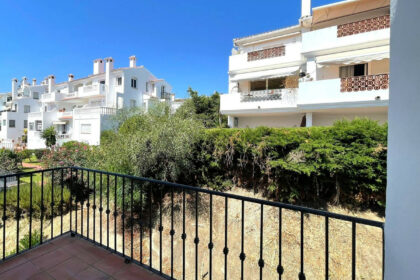 9315d0be64cd0ffc42961873aae9765f - 12