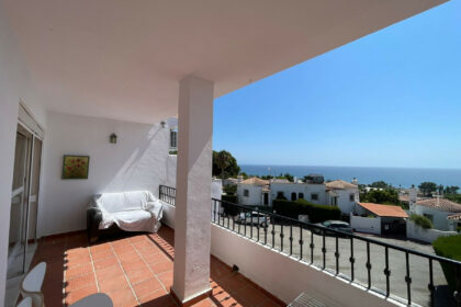 9315d0be64cd0ffc42961873aae9765f - 18