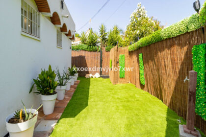 940bfc421fc2e85cb45a2fefc3cf6d81 - 16