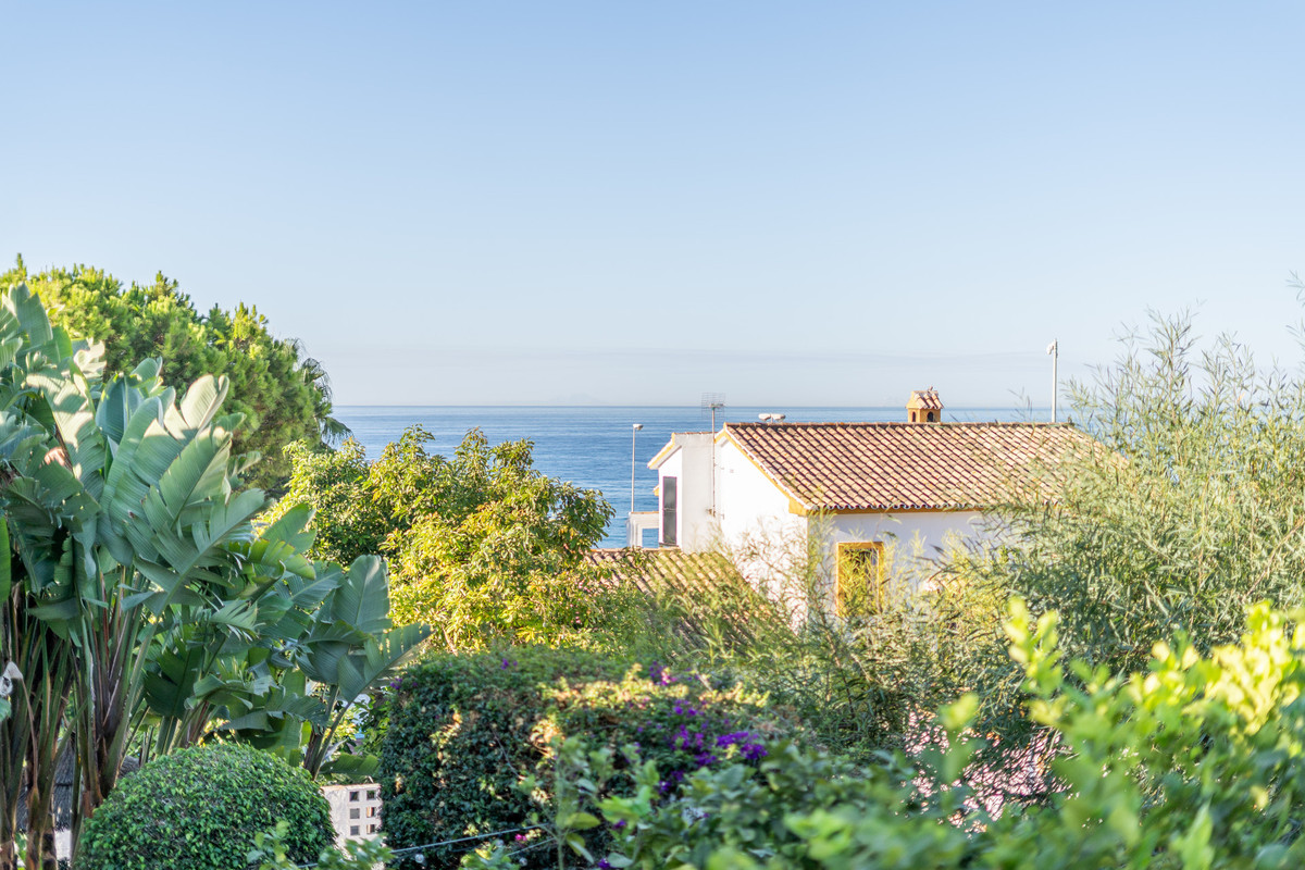 944d5929defa241a7b835648ededc939 - 10