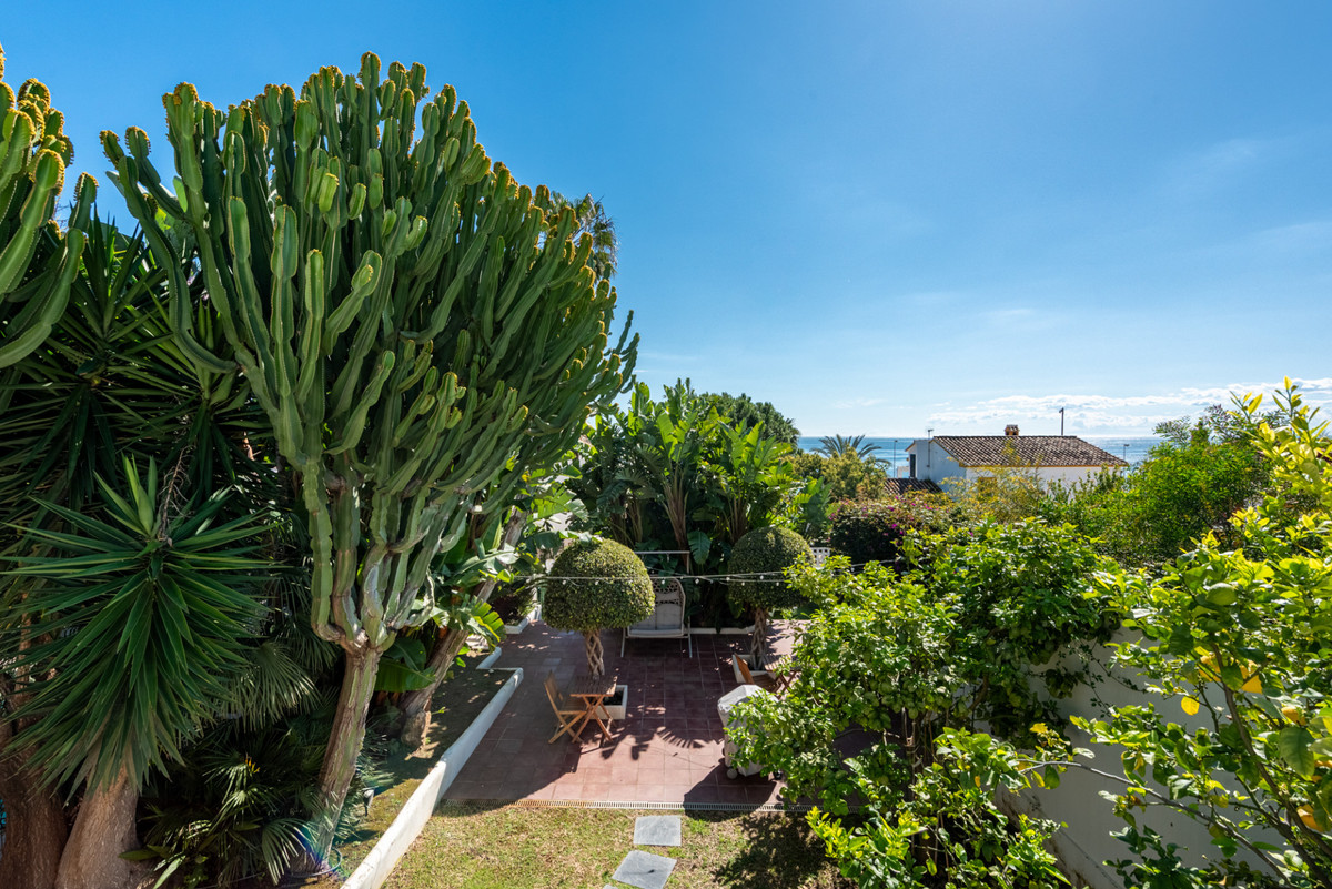 944d5929defa241a7b835648ededc939 - 30