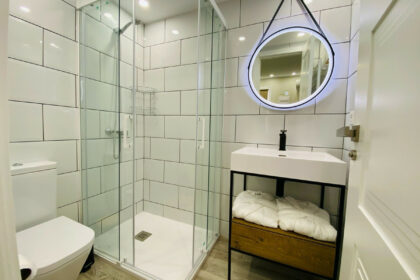 944d5929defa241a7b835648ededc939 - 44