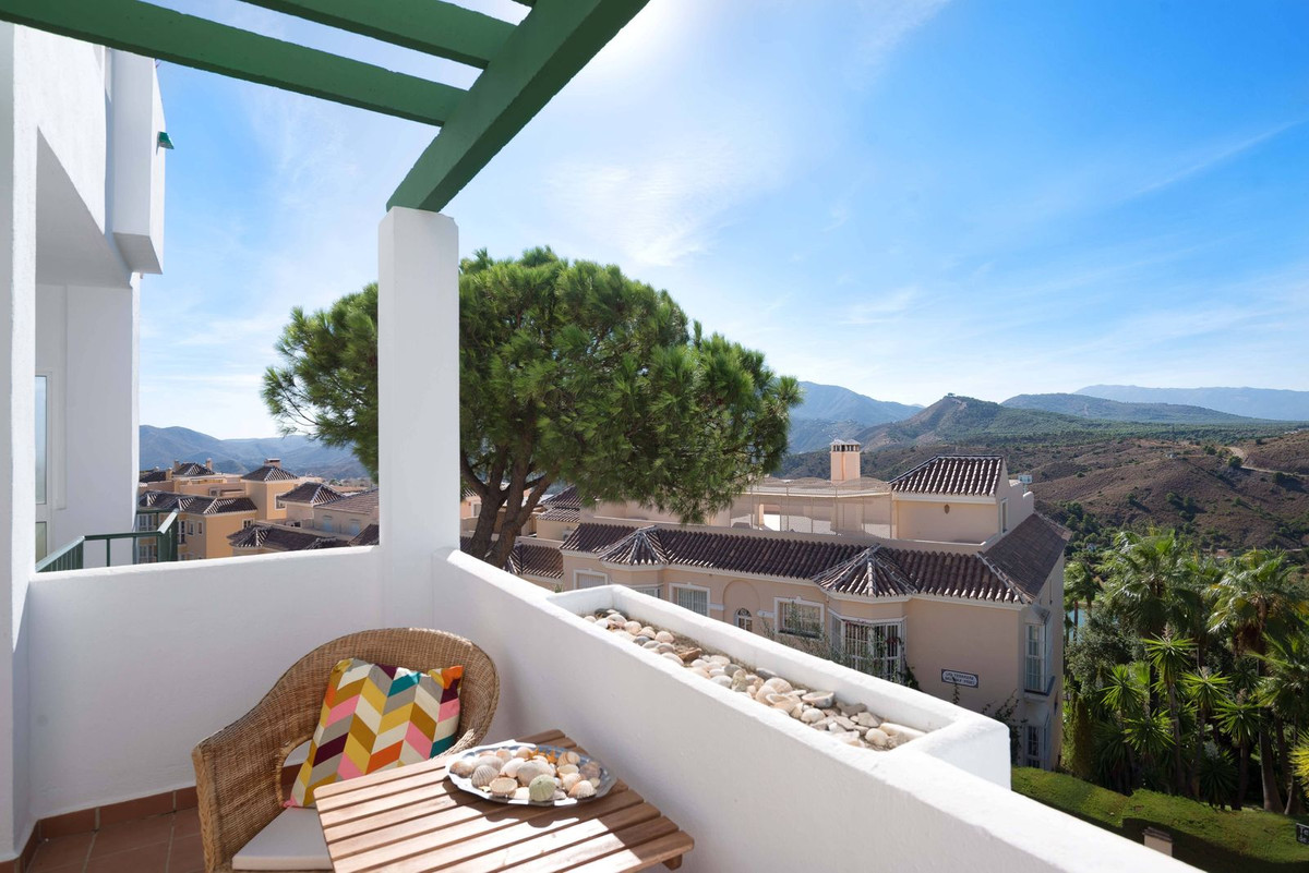 9502156fca0d00f1b39e2bdc04e7deed - 3