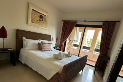 95425f157d024e89f9453354f69f877e - 12