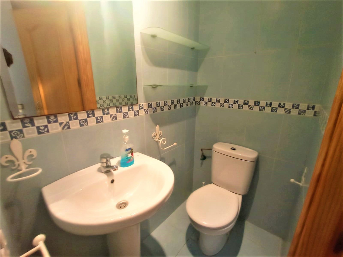 962fb75bad35c768e7164009e5ab6219 - 15