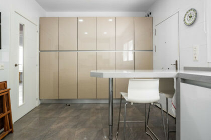 96644a83d125052bf9e9e587d6d33700 - 24