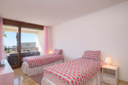 9778392b243a58cc5953e93539c6988e - 20