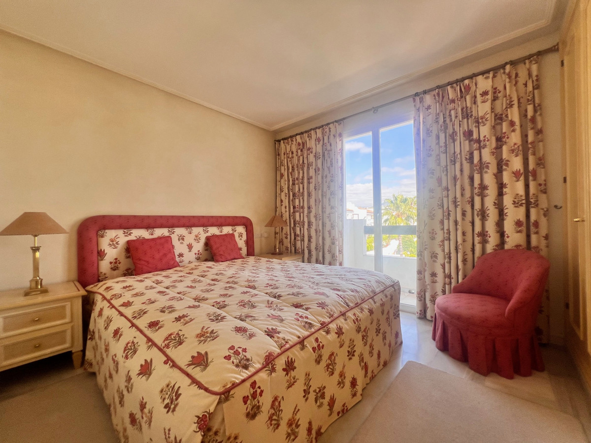 97d05571b2bfa2468421dfc2aa4461d6 - 11