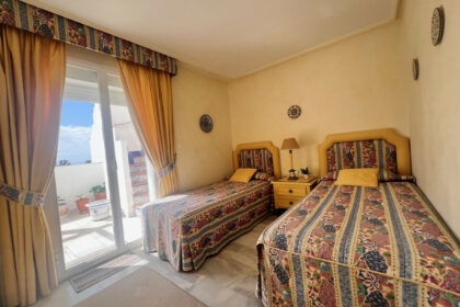 97d05571b2bfa2468421dfc2aa4461d6 - 14